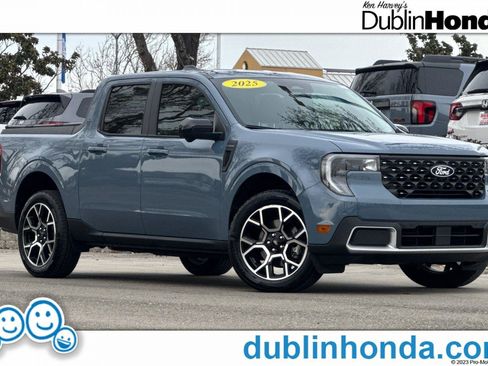 Used 2025 Ford Maverick Lariat image 1