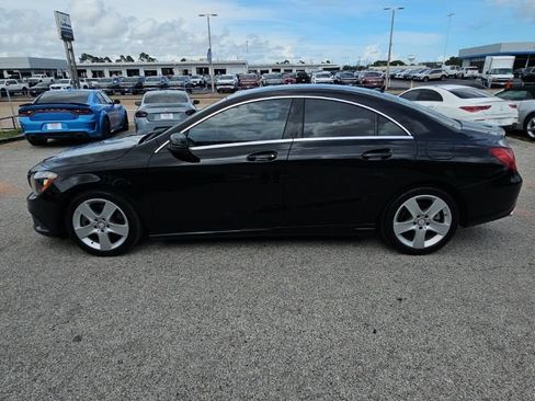 Used 2016 Mercedes-Benz CLA 250 4MATIC image 4