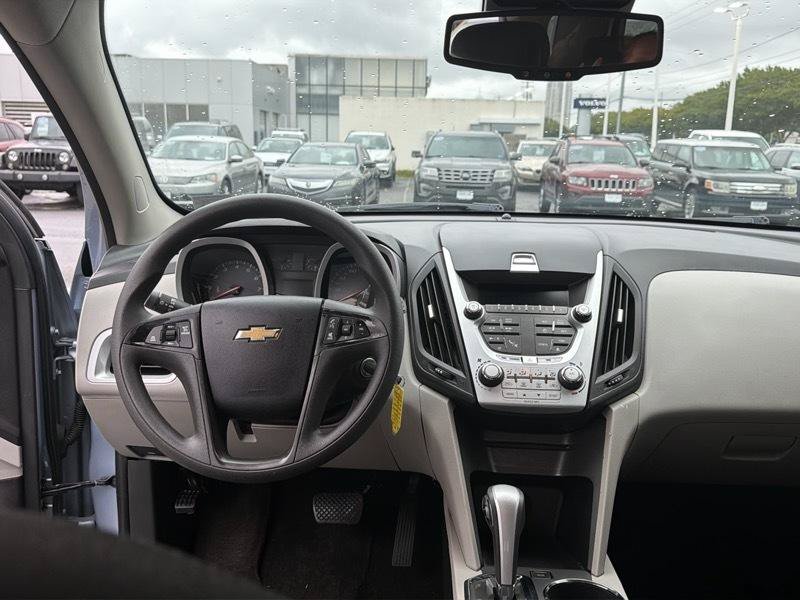 Used 2014 Chevrolet Equinox LS FWD image 21