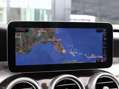 Used 2019 Mercedes-Benz C 300 Sedan w/ Premium Package image 31