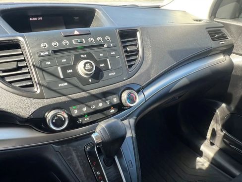 Used 2016 Honda CR-V SE image 23