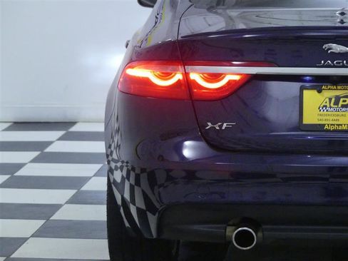Used 2017 Jaguar XF R-Sport image 34