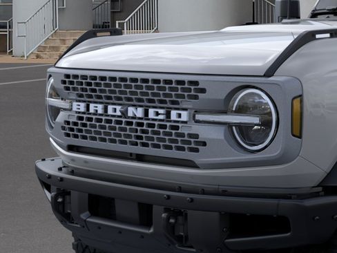 New 2026 Ford Bronco Badlands AWD/4WD image 19