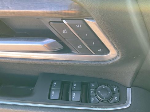 Used 2025 Chevrolet Silverado 2500 LTZ w/ Trail Boss Package image 27