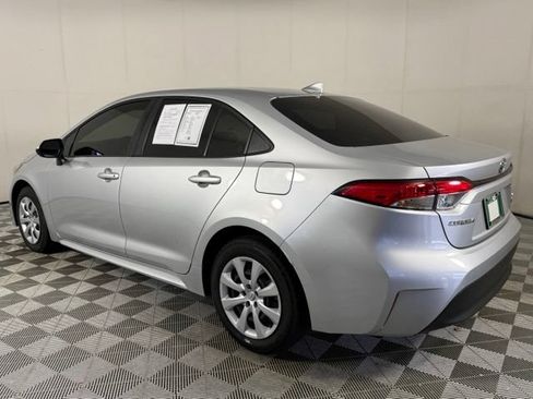 Used 2024 Toyota Corolla LE FWD image 9