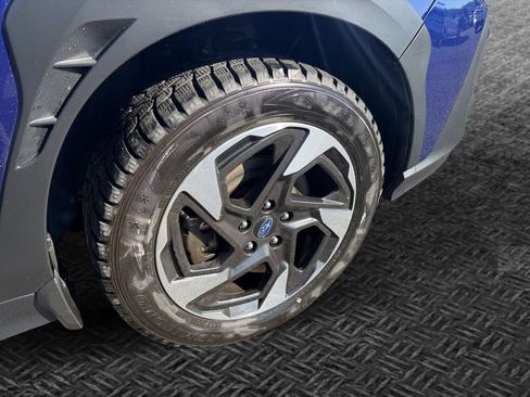 Used 2024 Subaru Crosstrek 2.5i Limited w/ Crosstrek Mirror Package image 6