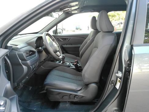 Used 2025 Subaru Forester Premium AWD/4WD image 14