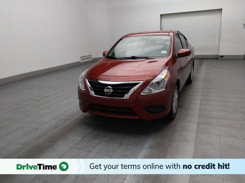 Used 2019 Nissan Versa SV image 1