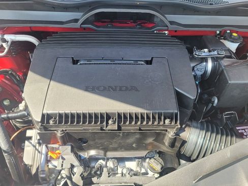 Certified 2025 Honda Pilot Touring image 8