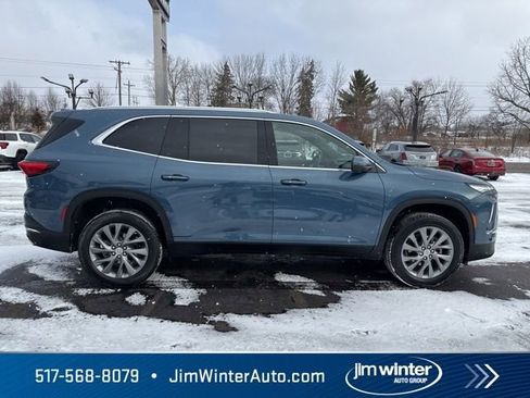 Used 2025 Buick Enclave Preferred image 14
