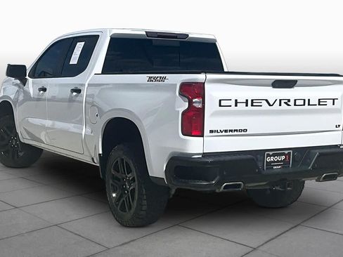 Used 2021 Chevrolet Silverado 1500 LT Trail Boss w/ Convenience Package II AWD/4WD image 11