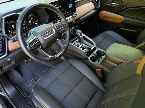 Used 2024 GMC Canyon AT4 w/ Canyon Safety Plus Package AWD/4WD image 13
