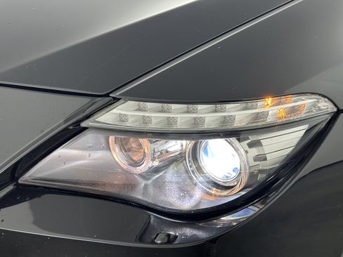 Used 2010 BMW M6 Convertible image 26