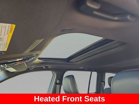 New 2025 Jeep Grand Cherokee Altitude RWD image 15