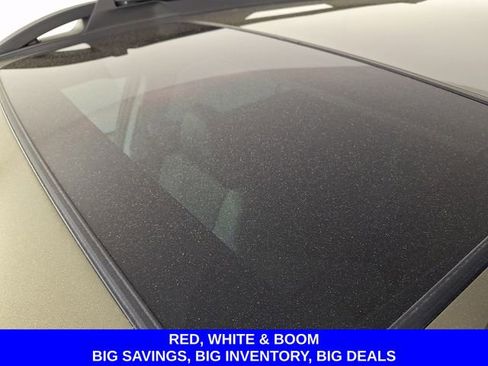 Used 2025 Subaru Outback Onyx Edition AWD/4WD image 18