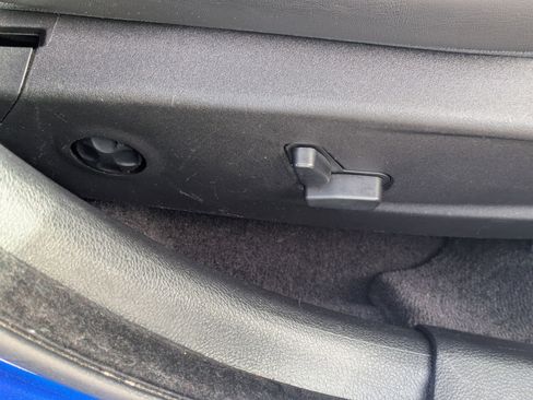 Used 2018 Chrysler 300 Limited w/ Safetytec Plus Group image 37