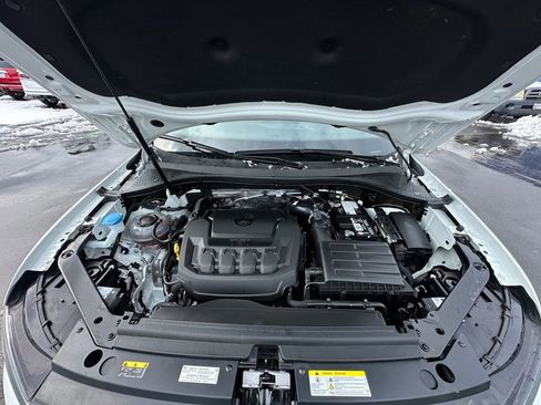 Used 2024 Volkswagen Tiguan Wolfsburg Edition image 27