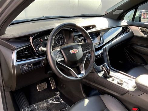 Used 2025 Cadillac XT6 Sport AWD/4WD image 14