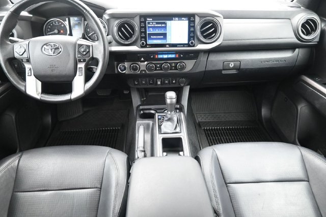 Used 2022 Toyota Tacoma Limited AWD/4WD image 20