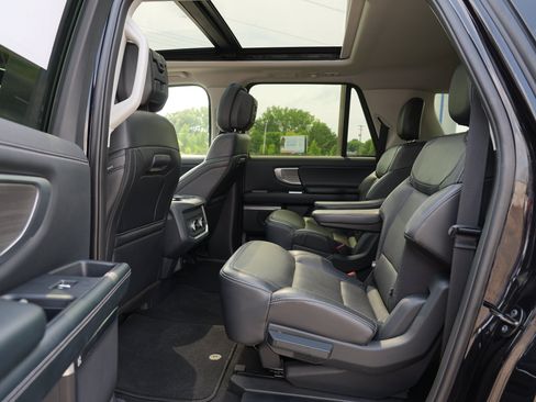 Used 2026 Ford Expedition Max Platinum AWD/4WD image 20