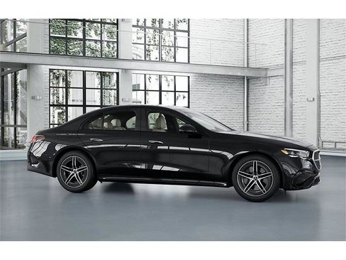 New 2026 Mercedes-Benz E 450 4MATIC Sedan image 14