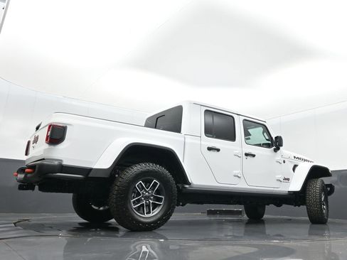 New 2026 Jeep Gladiator Mojave image 34