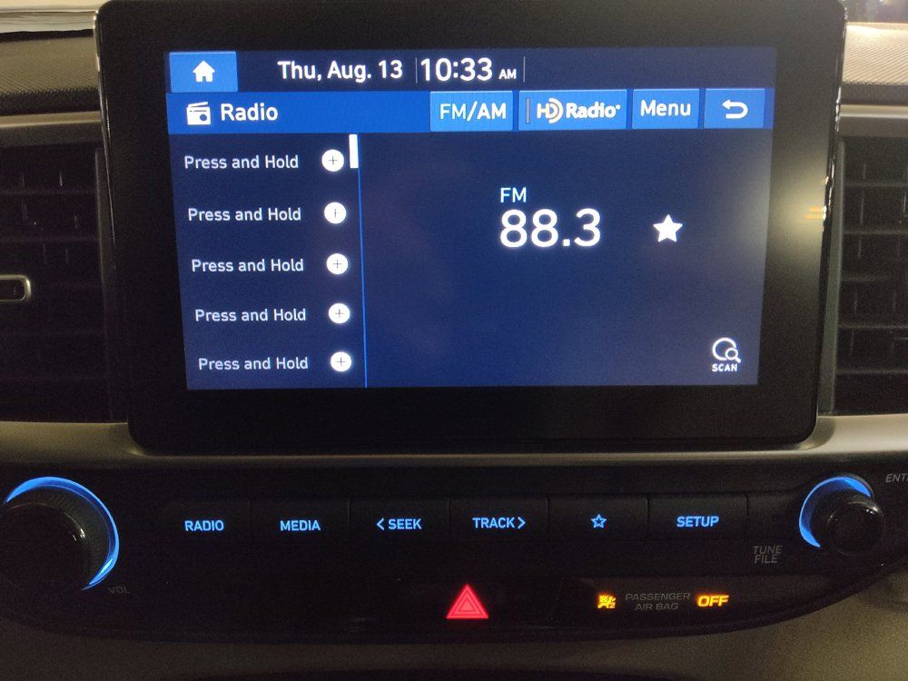 Used 2020 Hyundai Venue SEL FWD image 25