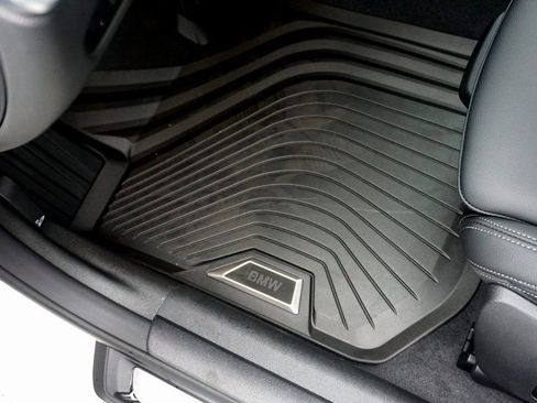 Used 2024 BMW 430i xDrive Coupe w/ Premium Package image 10