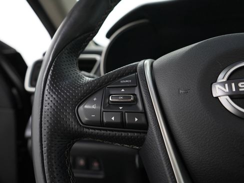 Used 2023 Nissan Maxima Platinum w/ Sport Mat Group FWD image 27