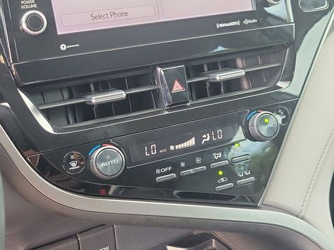Used 2023 Toyota Camry XLE FWD image 26