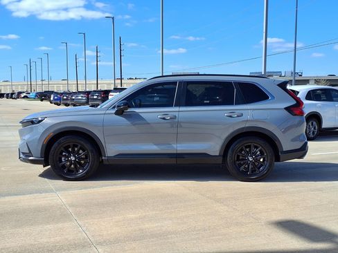 Used 2025 Honda CR-V Sport image 3