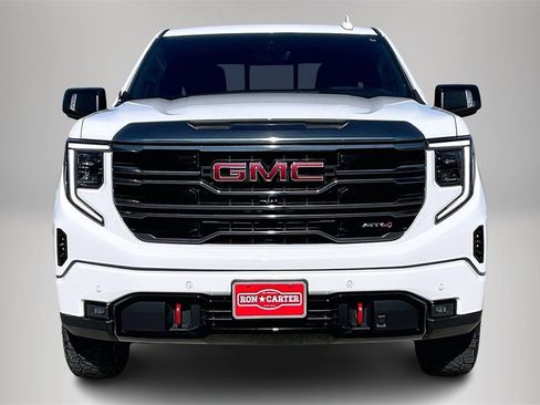 Used 2022 GMC Sierra 1500 AT4 w/ AT4 Premium Package image 3