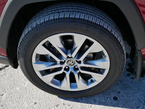 Certified 2025 Toyota RAV4 XLE Premium image 15