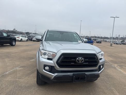Used 2023 Toyota Tacoma SR5 image 3