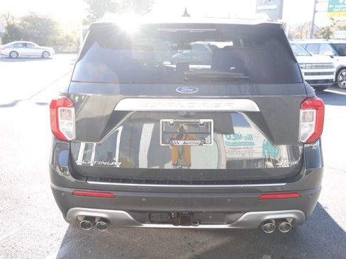 Used 2021 Ford Explorer Platinum w/ Equipment Group 601A image 4