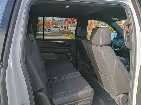 New 2026 Chevrolet Suburban LT w/ Comfort Package image 22