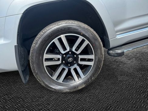 Used 2023 Toyota 4Runner Limited AWD/4WD image 11