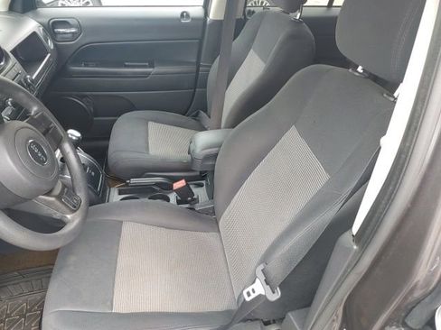 Used 2016 Jeep Patriot Sport w/ Power Value Group image 6