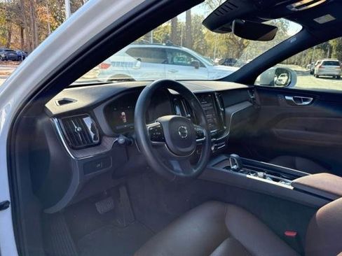 Certified 2023 Volvo XC60 B5 Plus w/ Protection Package Premier image 8