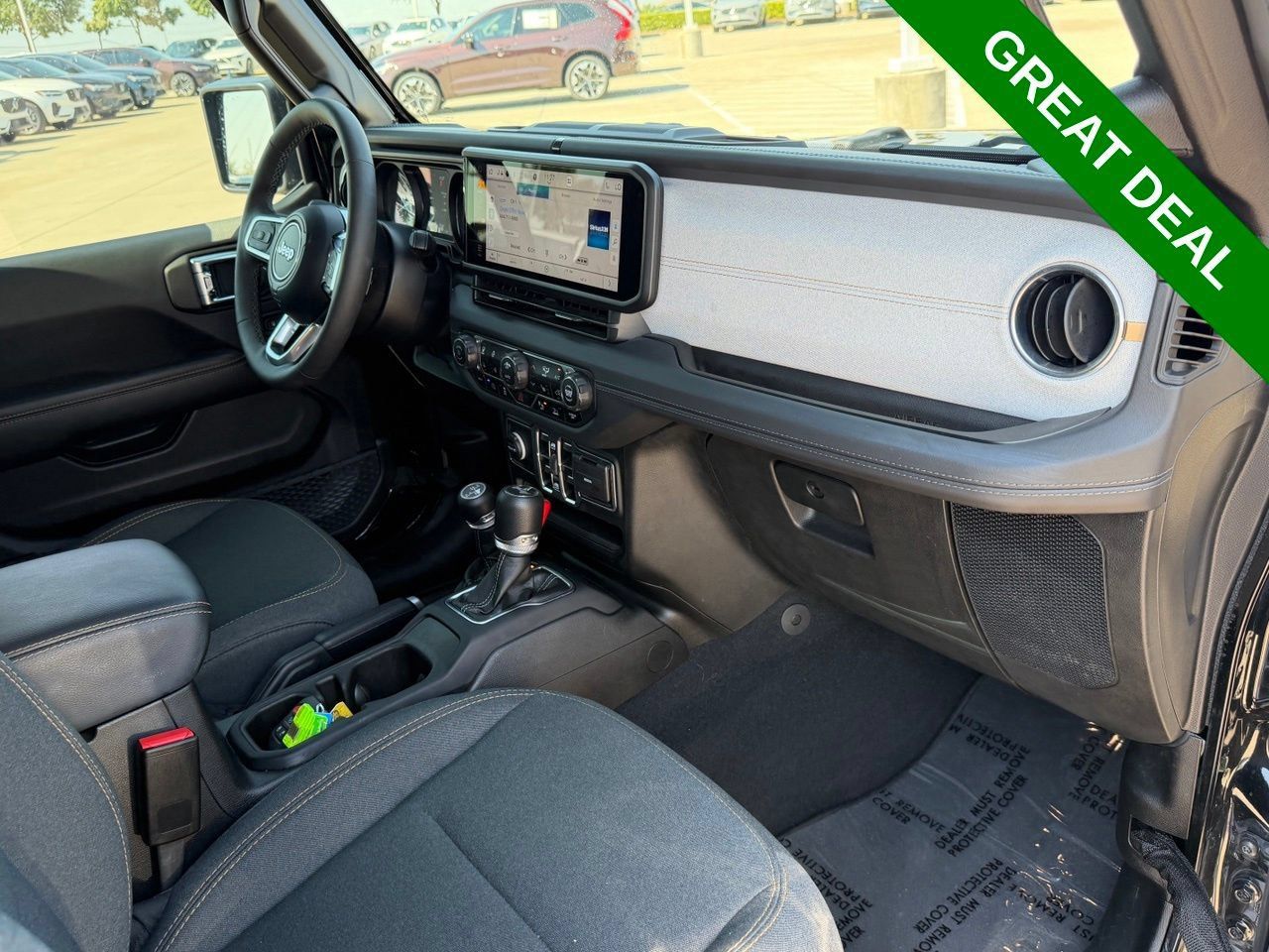 Used 2025 Jeep Wrangler Unlimited Sahara w/ Safety Group AWD/4WD image 37