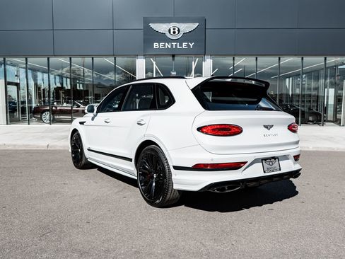 Used 2023 Bentley Bentayga Speed image 8