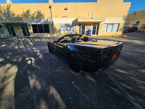 Used 2013 Chevrolet Corvette Convertible w/ 2LT Preferred Equipment Group RWD image 14