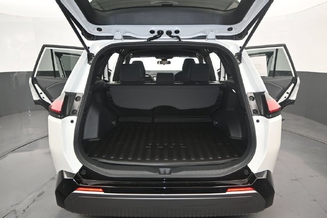 New 2026 Toyota RAV4 SE AWD/4WD image 13
