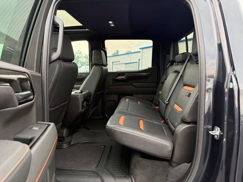 Used 2023 GMC Sierra 1500 AT4 w/ AT4 Premium Package AWD/4WD image 14