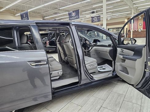 Used 2015 Honda Odyssey EX-L image 15