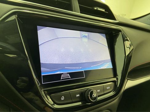 Used 2022 Chevrolet TrailBlazer RS w/ Convenience Package image 34