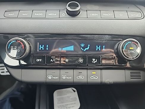 New 2026 Hyundai Elantra Sport FWD image 19