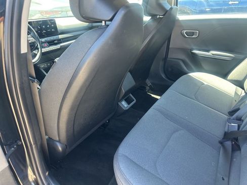 Used 2025 Kia K4 FWD image 7