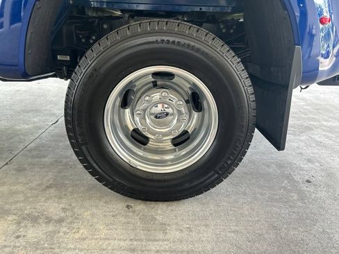Used 2026 Ford F350 Lariat w/ Lariat Ultimate Package AWD/4WD image 21