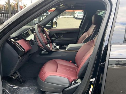 New 2026 Land Rover Range Rover Sport Dynamic SE image 9